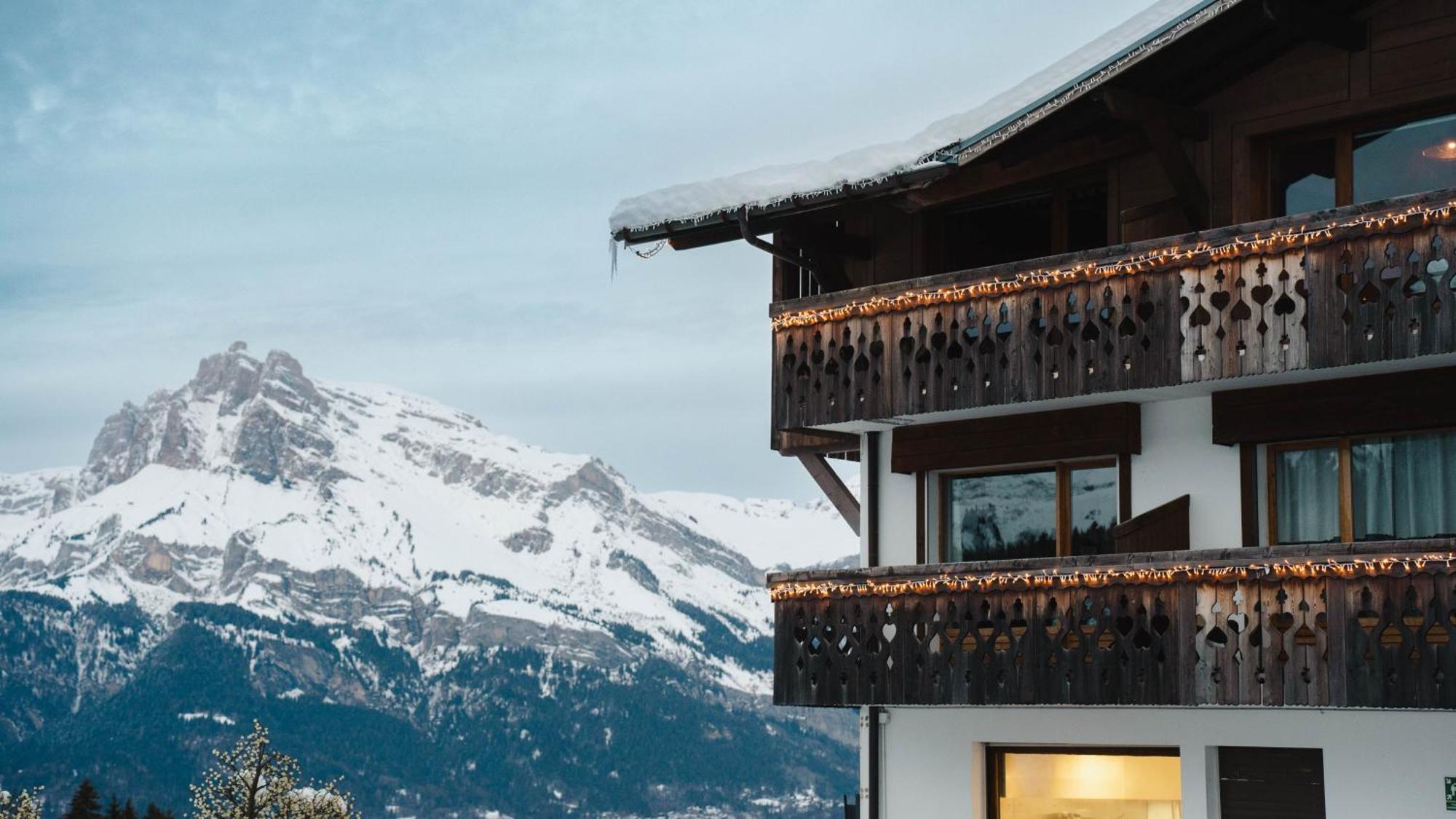 Chalet Alpen Valley, Mont-Blanc กงบลู ภายนอก รูปภาพ